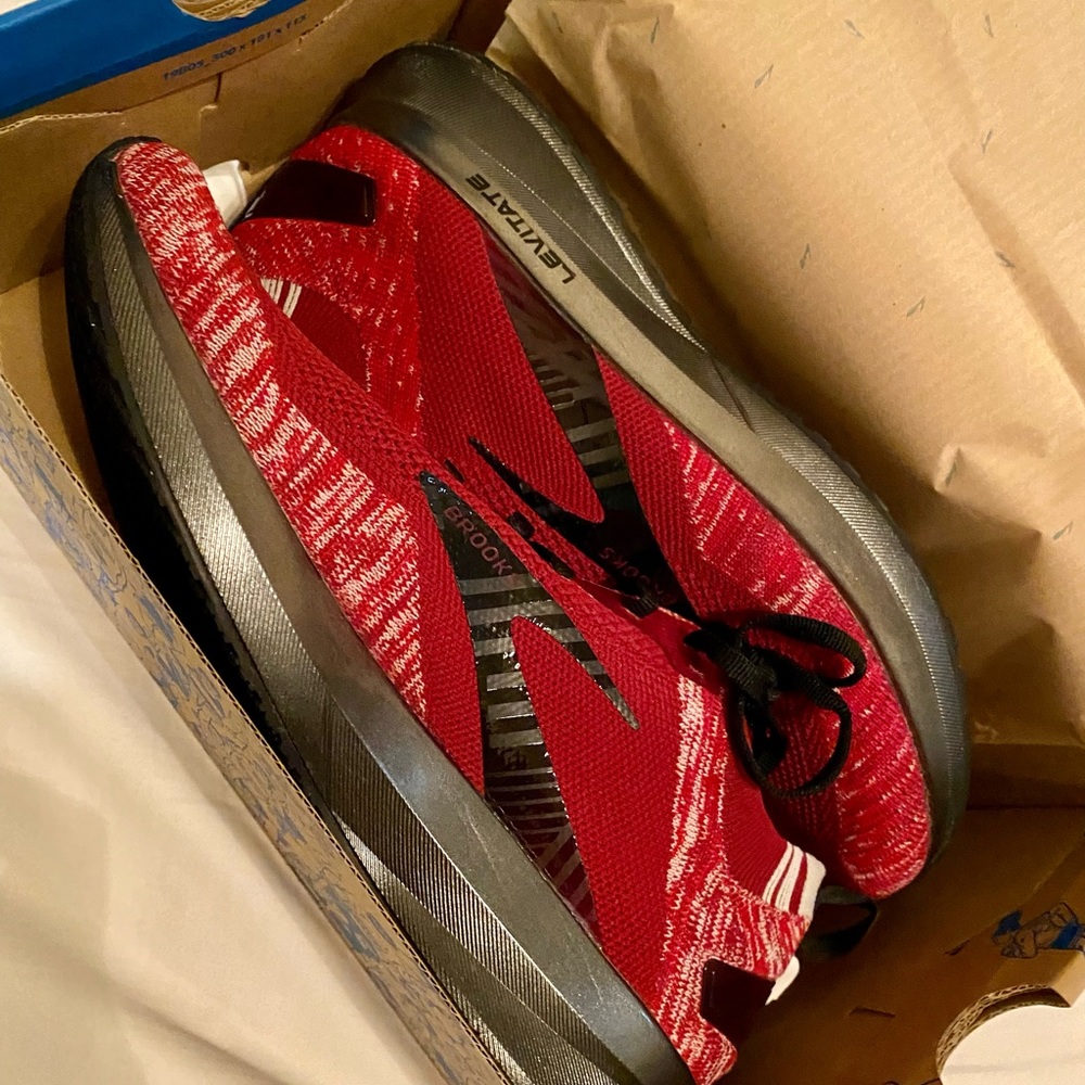 New Levitate 4 red